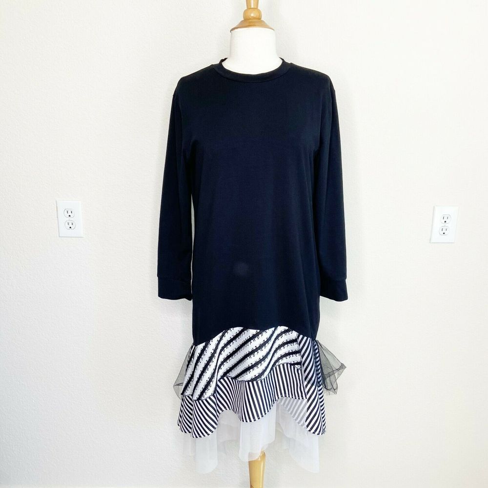 Two Twin Style | Ruffle Hem Dress - Picture 2 of 7